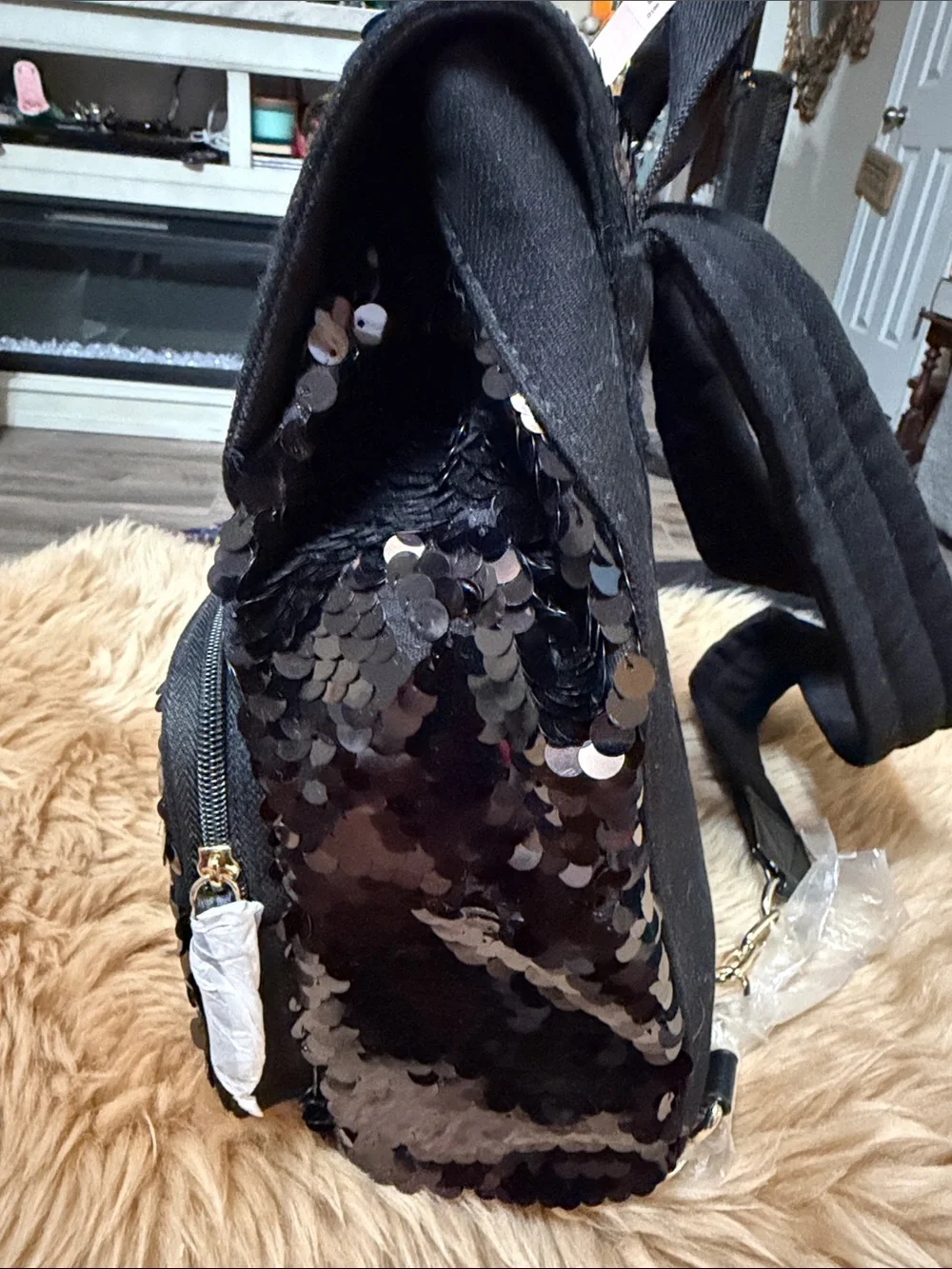 Victorias Secret Sequin Flap City Backpack Black NWT, Really Nice Backpack